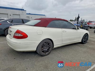 Trzecie zdjęcie samochodu z tyłu: 2009 MERCEDES-BENZ CLK 350 VIN:WDBTK56F79F262879 - miniatura