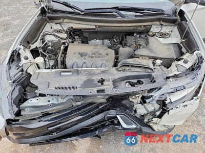 Zdjęcie 12 z 12 samochodu: 2019 MITSUBISHI OUTLANDER SE VIN:JA4AD3A38KZ025126 - miniatura