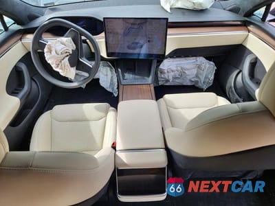 Zdjęcie 8 z 12 samochodu: 2023 TESLA MODEL S VIN:5YJSA1E52PF530014 - miniatura