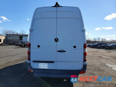 Zdjęcie 6 z 13 samochodu: 2015 MERCEDES-BENZ SPRINTER 2500 VIN:WD3PE8DC1FP139177 - miniatura