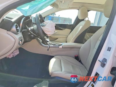 Zdjęcie 7 z 12 samochodu: 2017 MERCEDES-BENZ C 300 4MATIC VIN:55SWF4KB0HU207563 - miniatura