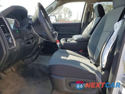 Zdjęcie 7 z 12 samochodu: 2024 RAM 1500 CLASSIC TRADESMAN VIN:1C6RR7FG4RS143634 - miniatura