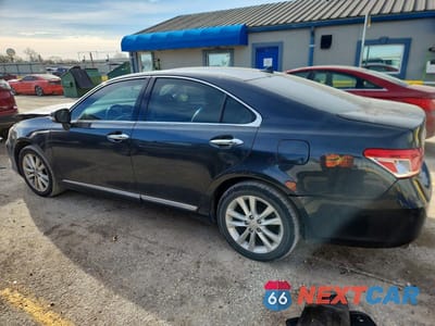 Drugie zdjęcie samochodu z przodu: 2010 LEXUS ES 350 BASE VIN:JTHBK1EGXA2384324 - miniatura