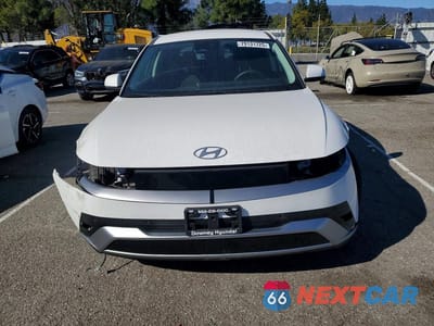 Piąte zdjęcie samochodu w środku: 2025 HYUNDAI IONIQ 5 SE VIN:7YAKM4DA0SY035237 - miniatura