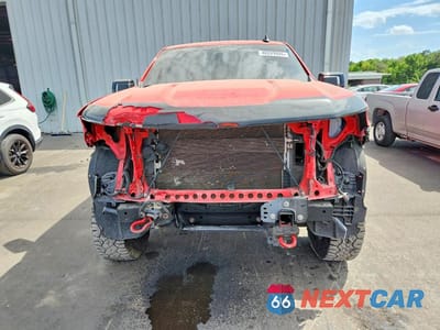 Piąte zdjęcie samochodu w środku: 2021 CHEVROLET SILVERADO K1500 LT TRAIL BOSS VIN:1GCPYFED9MZ311577 - miniatura