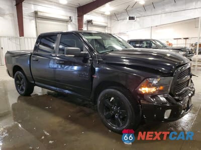 Czwarte zdjęcie samochodu z boku: 2019 RAM 1500 CLASSIC SLT VIN:1C6RR7LTXKS631591 - miniatura