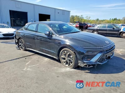 Czwarte zdjęcie samochodu z boku: 2024 HYUNDAI SONATA SEL VIN:KMHL64JA1RA414238 - miniatura