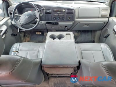 Zdjęcie 8 z 12 samochodu: 2005 FORD F350 SRW SUPER DUTY VIN:1FTWW30P85ED02346 - miniatura
