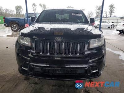 Piąte zdjęcie samochodu w środku: 2013 JEEP GRAND CHEROKEE SRT-8 VIN:1C4RJFDJ1DC603148 - miniatura