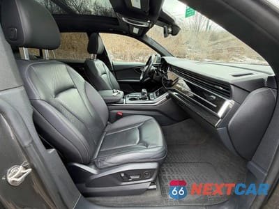 Piąte zdjęcie samochodu w środku: 2019 AUDI Q8 PREMIUM PLUS VIN:WA1BVAF19KD039112 - miniatura