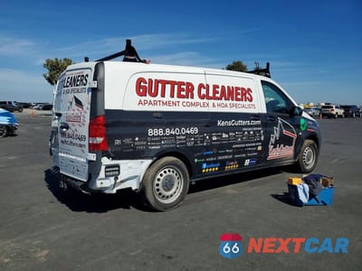 Trzecie zdjęcie samochodu z tyłu: 2023 MERCEDES-BENZ METRIS VIN:W1YV0CEY2P4324457 - miniatura