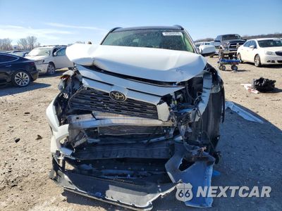Piąte zdjęcie samochodu w środku: 2019 TOYOTA RAV4 LIMITED VIN:JTMN1RFV5KD501682 - miniatura