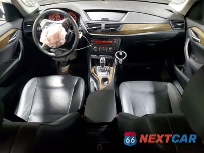 Zdjęcie 8 z 13 samochodu: 2013 BMW X1 XDRIVE28I VIN:WBAVL1C55DVR86867 - miniatura
