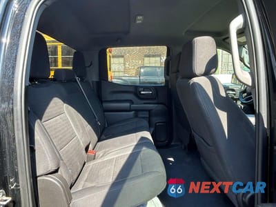 Zdjęcie 6 z 10 samochodu: 2024 CHEVROLET SILVERADO K1500 TRAIL BOSS CUSTOM VIN:3GCUDCE86RG359836 - miniatura