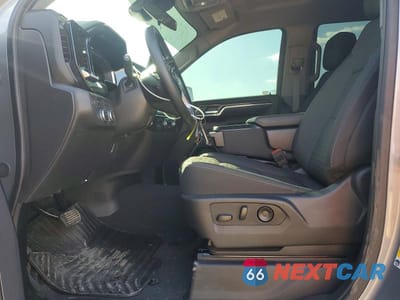 Zdjęcie 7 z 12 samochodu: 2025 GMC SIERRA K1500 ELEVATION VIN:3GTUUCE81SG212944 - miniatura