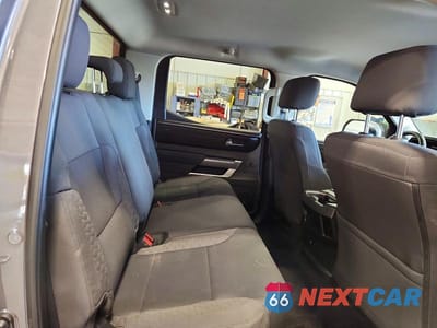 Zdjęcie 10 z 13 samochodu: 2024 TOYOTA TUNDRA SR5 VIN:5TFLA5DB2RX218349 - miniatura