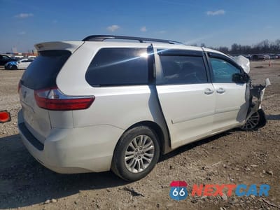 Trzecie zdjęcie samochodu z tyłu: 2015 TOYOTA SIENNA XLE 8-PASSENGER VIN:5TDYK3DC7FS648038 - miniatura
