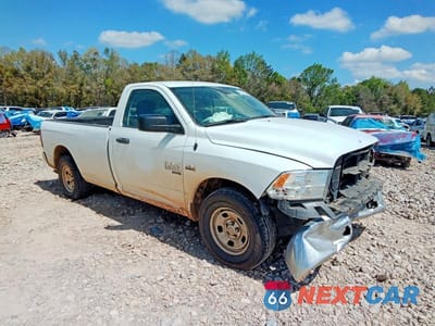 Czwarte zdjęcie samochodu z boku: 2023 RAM 1500 CLASSIC TRADESMAN VIN:3C6JR6DT5PG663658 - miniatura