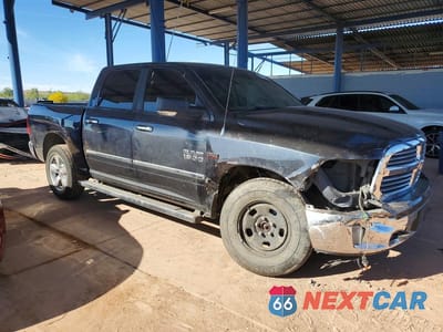 Czwarte zdjęcie samochodu z boku: 2013 RAM 1500 SLT VIN:1C6RR7LT4DS702545 - miniatura