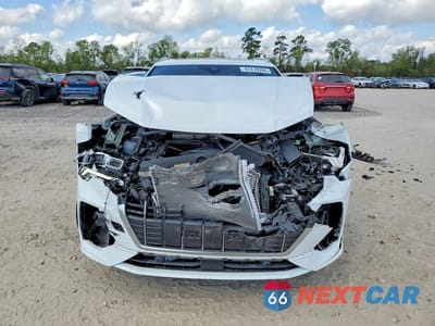 Piąte zdjęcie samochodu w środku: 2025 AUDI Q3 PREMIUM S LINE 45 VIN:WA1DECF30S1044643 - miniatura