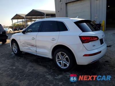 Drugie zdjęcie samochodu z przodu: 2019 AUDI Q5 PREMIUM VIN:WA1ANAFY1K2041506 - miniatura