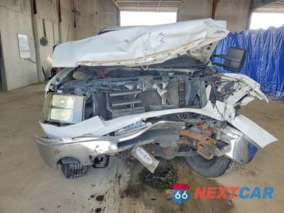 Piąte zdjęcie samochodu w środku: 2011 GMC SIERRA C1500 VIN:1GTR1TEXXBZ101119 - miniatura