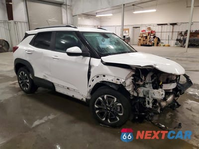 Czwarte zdjęcie samochodu z boku: 2022 CHEVROLET TRAILBLAZER LT VIN:KL79MPS28NB007127 - miniatura
