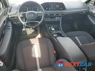 Zdjęcie 8 z 12 samochodu: 2022 HYUNDAI SONATA HYBRID SEL VIN:KMHL34JJ5NA043832 - miniatura