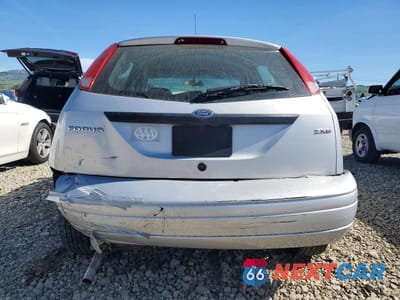 Zdjęcie 6 z 12 samochodu: 2005 FORD FOCUS ZX5 VIN:3FAFP37N25R122168 - miniatura