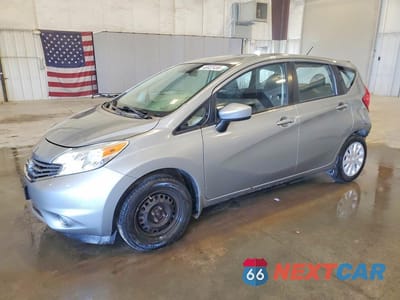 2015 NISSAN VERSA NOTE S 3N1CE2CP6FL363257 - główne zdjęcie licytacji z USA - miniatura
