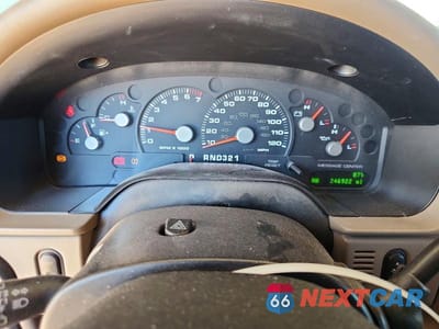 Zdjęcie 9 z 13 samochodu: 2005 FORD EXPLORER XLT VIN:1FMDU63K85UB88056 - miniatura
