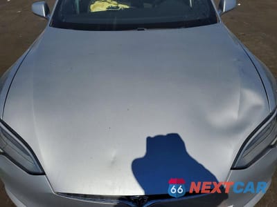 Zdjęcie 11 z 12 samochodu: 2018 TESLA MODEL S VIN:5YJSA1E27JF281335 - miniatura