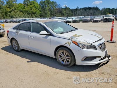 Czwarte zdjęcie samochodu z boku: 2016 HYUNDAI SONATA BASE VIN:5NPE24AF9GH395268 - miniatura