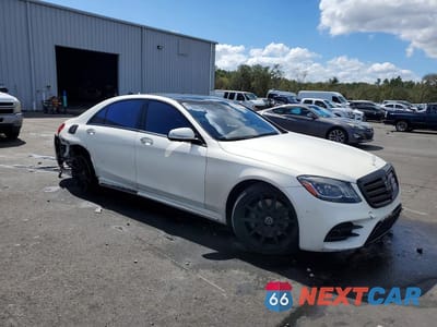 Czwarte zdjęcie samochodu z boku: 2019 MERCEDES-BENZ S 560 VIN:WDDUG8DB0KA453576 - miniatura