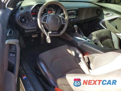 Zdjęcie 8 z 13 samochodu: 2018 CHEVROLET CAMARO ZL1 VIN:1G1FK1R63J0188802 - miniatura