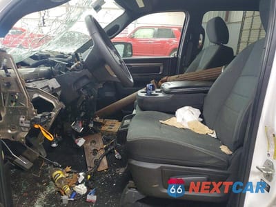 Zdjęcie 7 z 11 samochodu: 2024 RAM 1500 CLASSIC SLT VIN:1C6RR6LG0RS122603 - miniatura