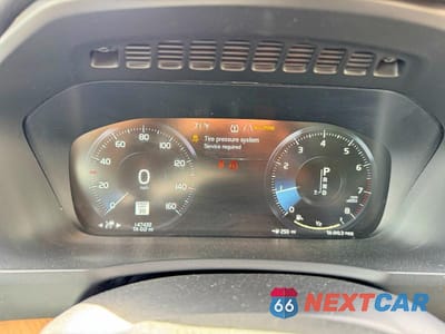 Zdjęcie 8 z 14 samochodu: 2022 VOLVO XC90 T6 MOMENTUM VIN:YV4A22PK7N1808426 - miniatura