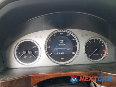 Zdjęcie 9 z 13 samochodu: 2012 MERCEDES-BENZ GLK 350 4MATIC VIN:WDCGG8HB3CF818414 - miniatura