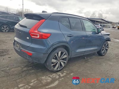 Trzecie zdjęcie samochodu z tyłu: 2022 VOLVO XC40 P8 RECHARGE ULTIMATE VIN:YV4ED3UB2N2678197 - miniatura