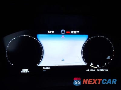 Zdjęcie 9 z 12 samochodu: 2016 VOLVO XC90 T6 VIN:YV4A22PN5G1002811 - miniatura