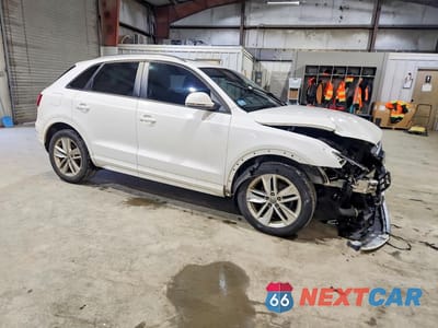 Czwarte zdjęcie samochodu z boku: 2017 AUDI Q3 PREMIUM VIN:WA1ECCFS7HR012767 - miniatura