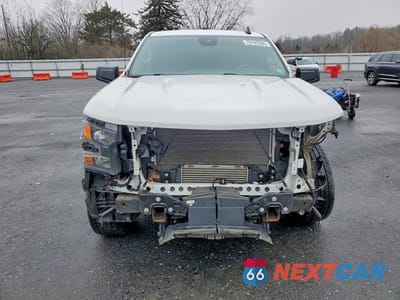 Piąte zdjęcie samochodu w środku: 2022 CHEVROLET SILVERADO K1500 CUSTOM VIN:3GCPDBEK7NG500409 - miniatura