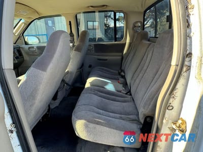 Zdjęcie 6 z 10 samochodu: 2003 DODGE DAKOTA QUAD SPORT VIN:1D7HG38N33S195607 - miniatura