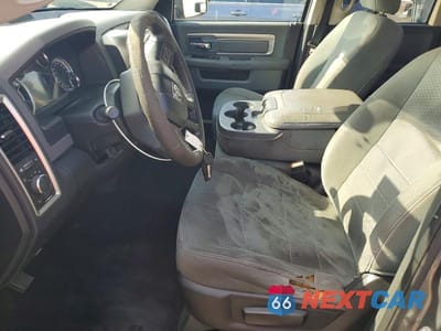 Zdjęcie 7 z 11 samochodu: 2013 RAM 1500 SLT VIN:1C6RR6GP5DS633341 - miniatura