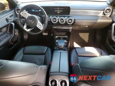 Zdjęcie 8 z 13 samochodu: 2019 MERCEDES-BENZ A 220 VIN:WDD3G4EB9KW024894 - miniatura
