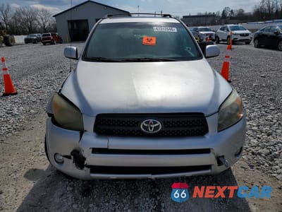 Piąte zdjęcie samochodu w środku: 2007 TOYOTA RAV4 SPORT VIN:JTMBK32VX75029760 - miniatura