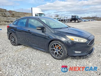 Czwarte zdjęcie samochodu z boku: 2015 FORD FOCUS SE VIN:1FADP3F27FL374271 - miniatura