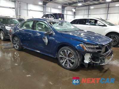 Czwarte zdjęcie samochodu z boku: 2021 VOLKSWAGEN PASSAT SE VIN:1VWSA7A36MC016891 - miniatura