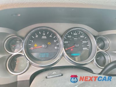 Zdjęcie 9 z 12 samochodu: 2011 GMC 2500 VIN:1GT21ZCG2BZ195679 - miniatura