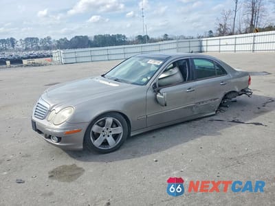 2007 MERCEDES-BENZ E 550 WDBUF72X07A984305 - główne zdjęcie licytacji z USA - miniatura